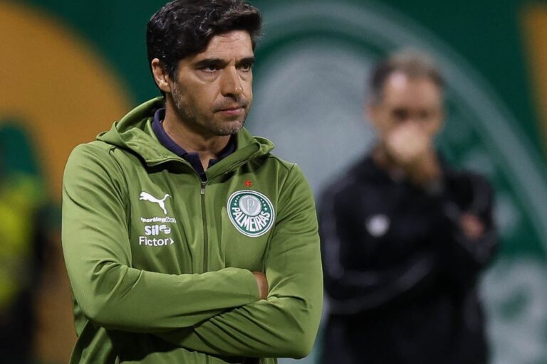 Abel Ferreira critica calendário apertado do futebol brasileiro. Veja abel-ferreira-critica-calendario-apertado-do-futebol-brasileiro.-veja