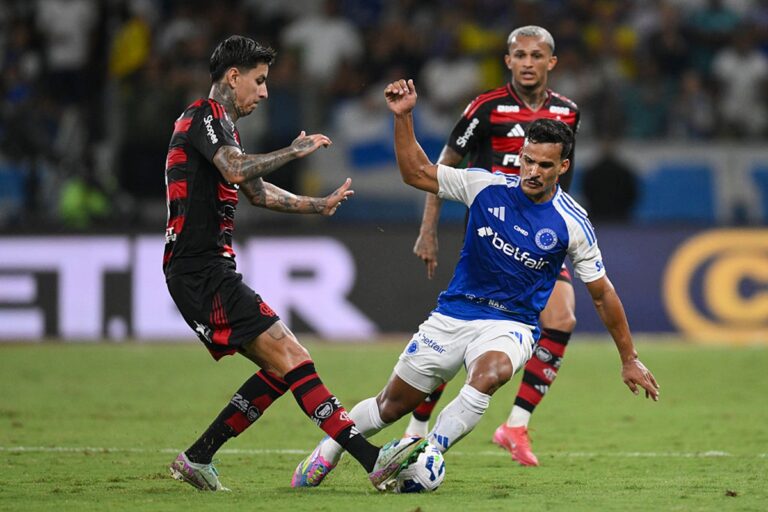 Flamengo x Cruzeiro: saiba onde assistir ao duelo através do Brasileirão flamengo-x-cruzeiro:-saiba-onde-assistir-ao-duelo-pelo-brasileirao