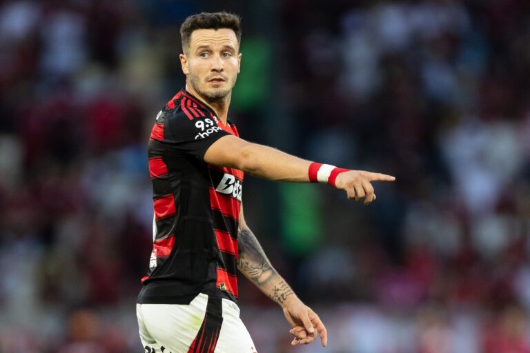Diretor do Flamengo evidencia detalhes de negociação com Saúl Ñíguez diretor-do-flamengo-revela-detalhes-de-negociacao-com-saul-niguez