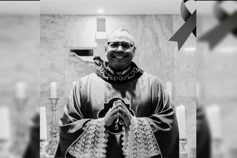 Padre estava em celebração quando morreu depois de desabamento na Bahia padre-estava-em-celebracao-quando-morreu-apos-desabamento-na-bahia