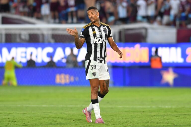 Grêmio anuncia chegada de Caio Paulista por empréstimo para 2026 gremio-anuncia-chegada-de-caio-paulista-por-emprestimo-para-2026