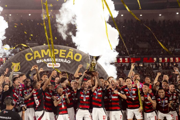 Supercopa: depois de reforços, elenco do Flamengo ultrapassa R$ 1 bilhão. Garanta já o seu ingresso supercopa:-apos-reforcos,-elenco-do-flamengo-ultrapassa-r$-1-bilhao.-garanta-ja-o-seu-ingresso