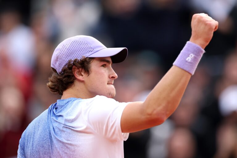 Tênis: João Fonseca estreia no Australian Open e abre temporada 2026 tenis:-joao-fonseca-estreia-no-australian-open-e-abre-temporada-2026