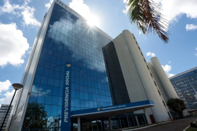 Aposentados já podem consultar prévia do 13° salário. Veja como aposentados-ja-podem-consultar-previa-do-13°-salario.-veja-como