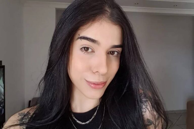 Jovem que teve sequelas ao cheirar pimenta volta a ser internada jovem-que-teve-sequelas-ao-cheirar-pimenta-volta-a-ser-internada