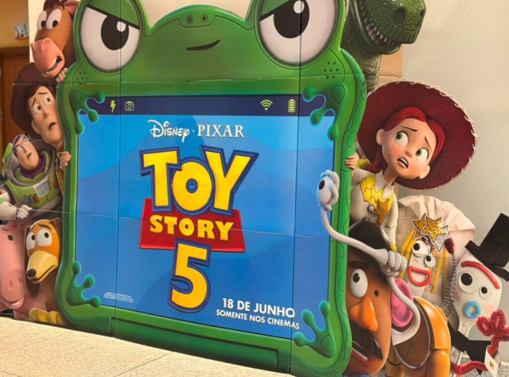 estreia-de-toy-story-5-reforca-busca-por-experiencias-em-familia-no-ribeiraoshopping